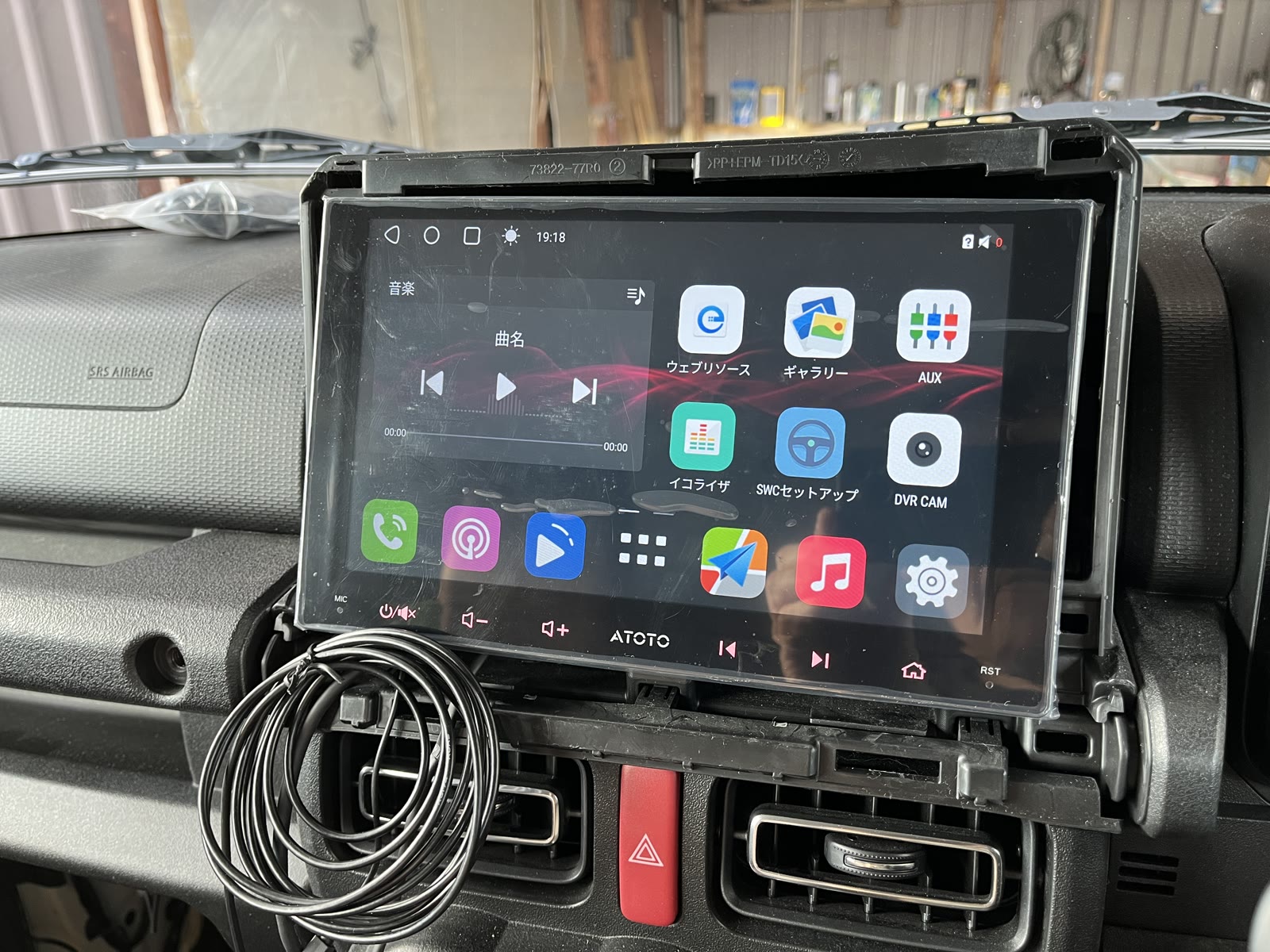 ジムニーJB64のダッシュに取り付けたATOTO S8MS