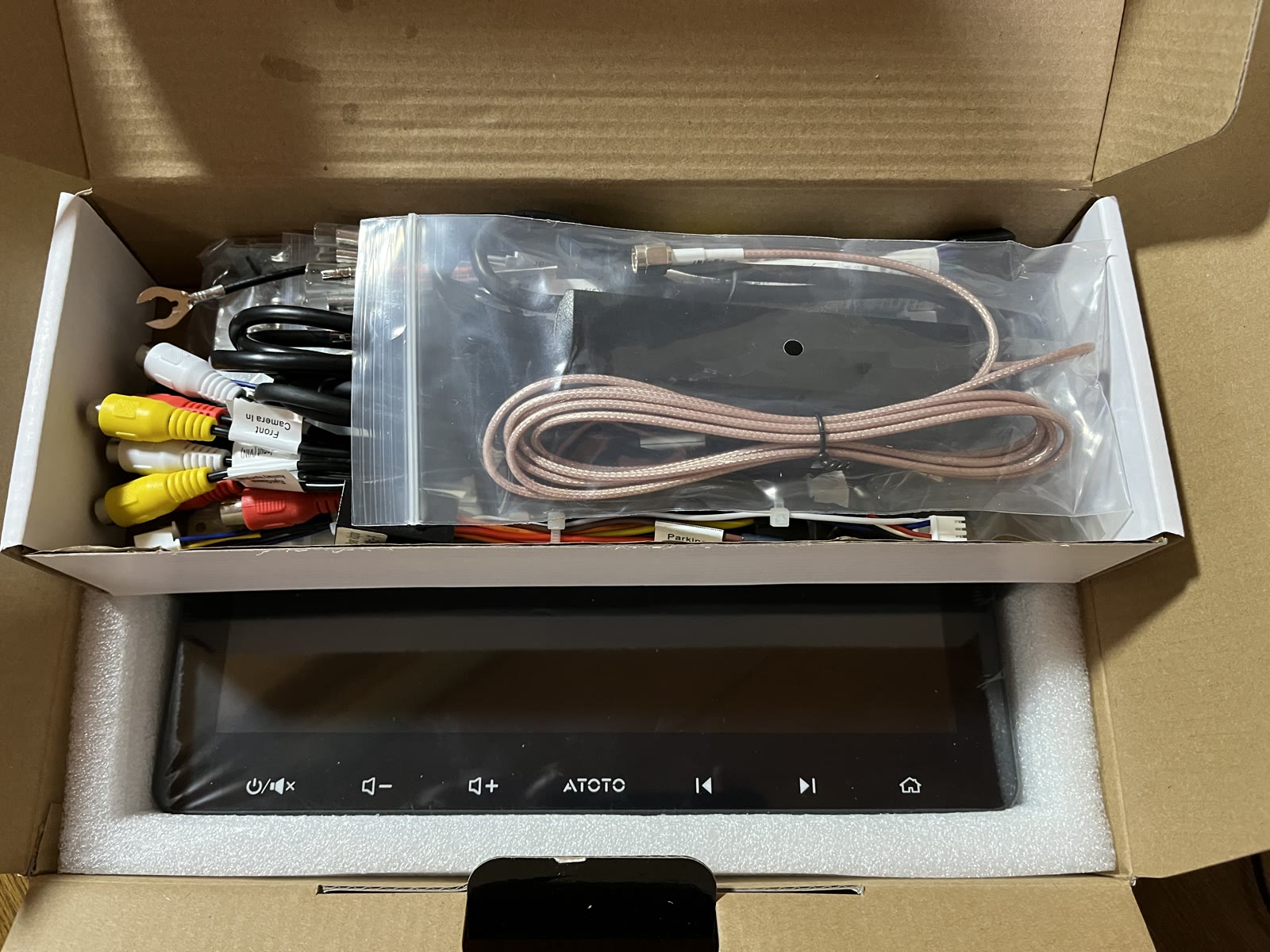 S8U2118PRの付属品一式
